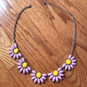 NEW daisy necklace!